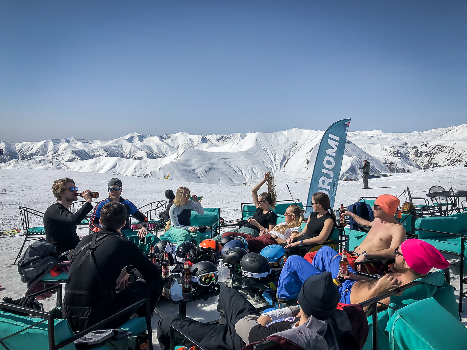 Gudauri - Att åka skidor i Kaukasusbergen i Georgien  Ladies Abroad